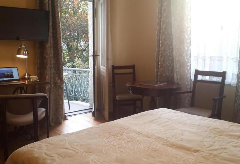 استودیوی استاندارد, Pensjonat Eden