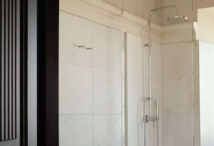 اتاق استاندارد, Pod Różą
