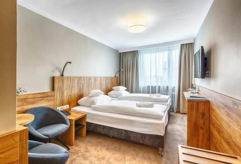 プレミアムルーム, Tarnovia