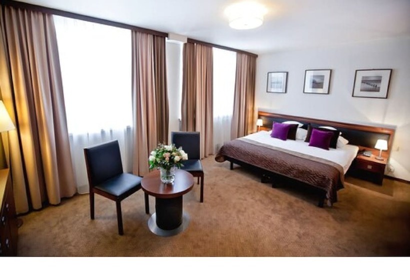 1ベッドルームアパートメント, Tarnovia