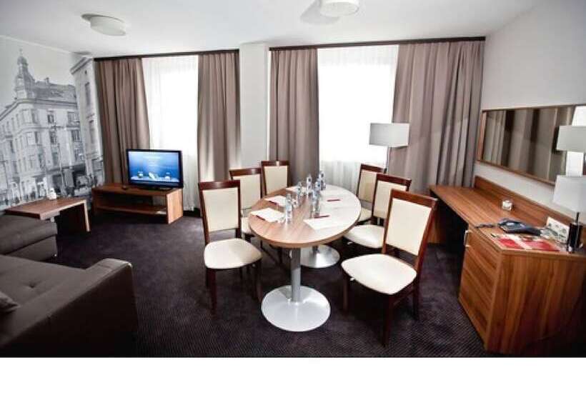 1ベッドルームアパートメント, Tarnovia