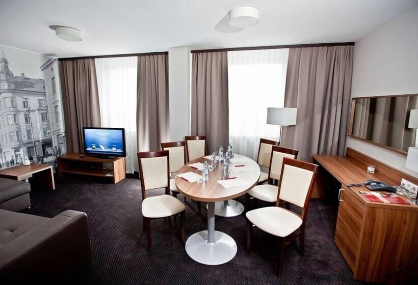 1ベッドルームアパートメント, Tarnovia