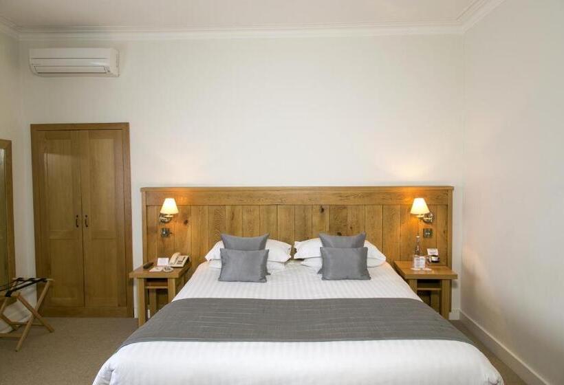 غرفة قياسية, Tewinbury Farm