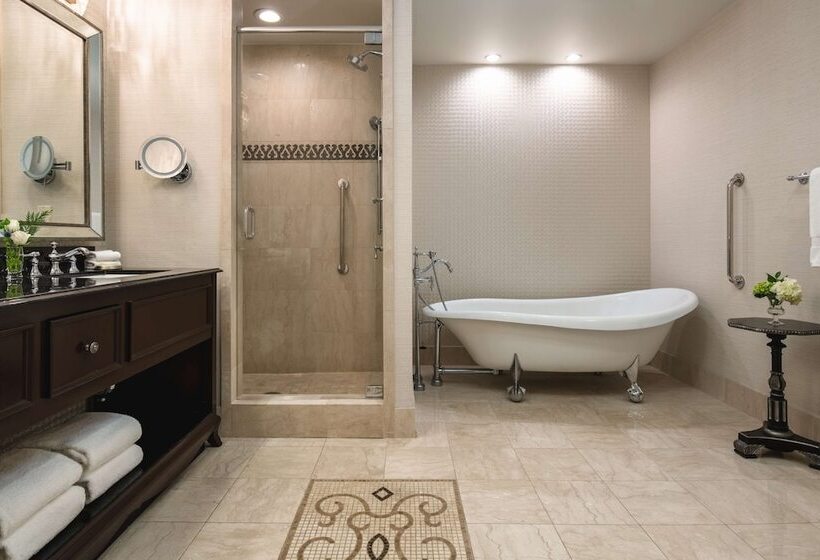 סוויטה דלוקס, The Roosevelt New Orleans  A Waldorf Astoria