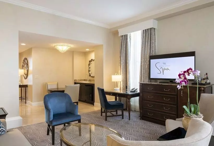 デラックススイート, The Roosevelt New Orleans  A Waldorf Astoria