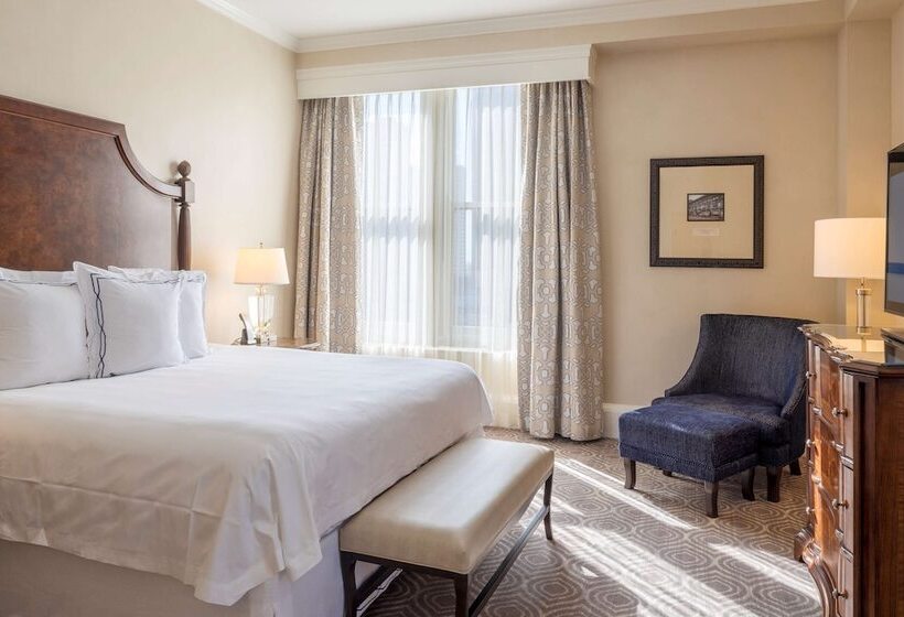 جناح ديلوكس, The Roosevelt New Orleans  A Waldorf Astoria
