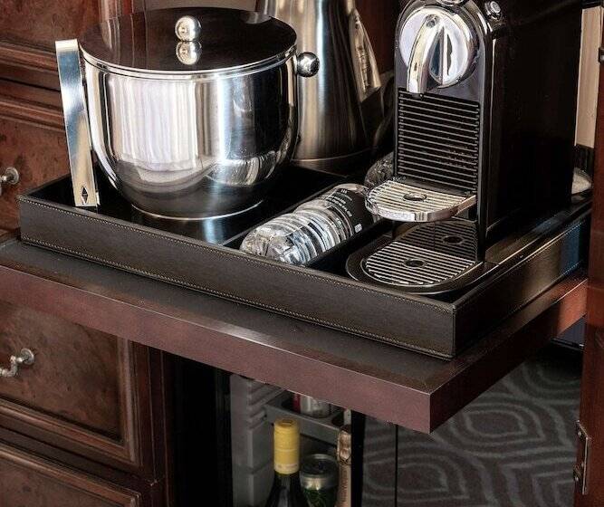 غرفة ديلوكس, The Roosevelt New Orleans  A Waldorf Astoria