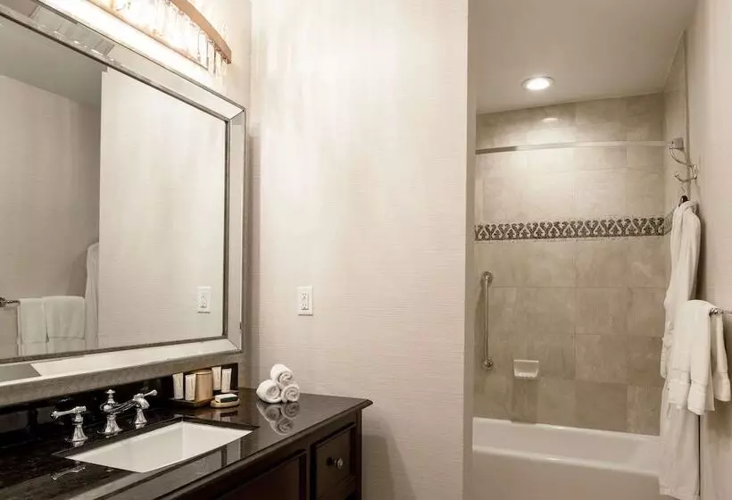 デラックスルーム, The Roosevelt New Orleans  A Waldorf Astoria