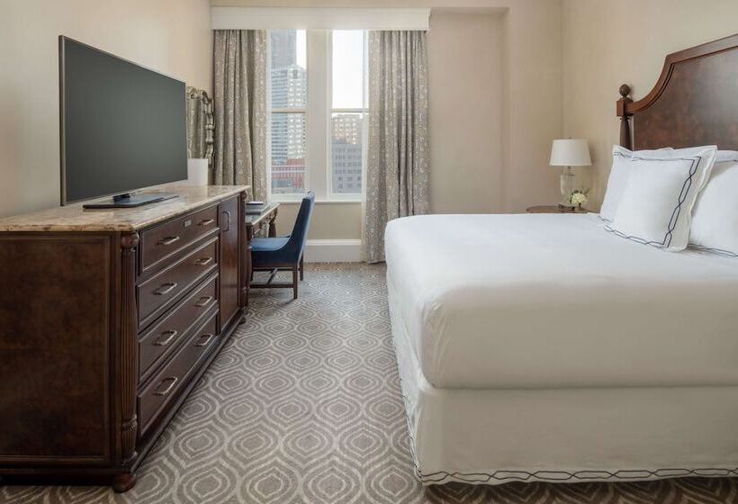 غرفة ديلوكس لذوى الاحتياجات الخاصة, The Roosevelt New Orleans  A Waldorf Astoria