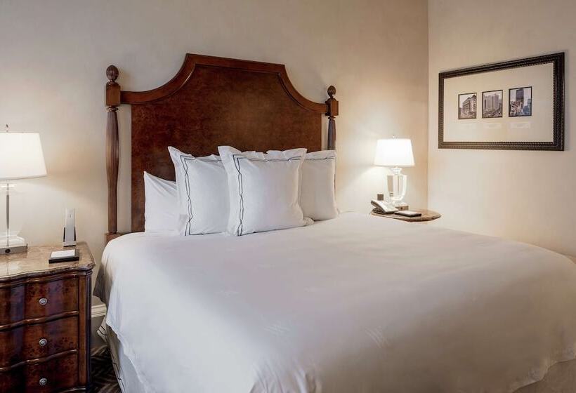 غرفة ديلوكس لذوى الاحتياجات الخاصة, The Roosevelt New Orleans  A Waldorf Astoria