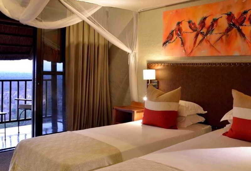 اتاق استاندارد, Victoria Falls Safari Lodge