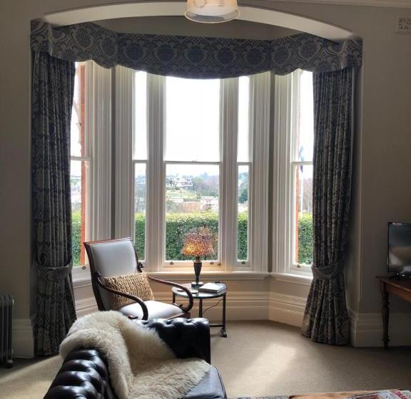 جناح ديلوكس سرير كينج, Arcoona Manor