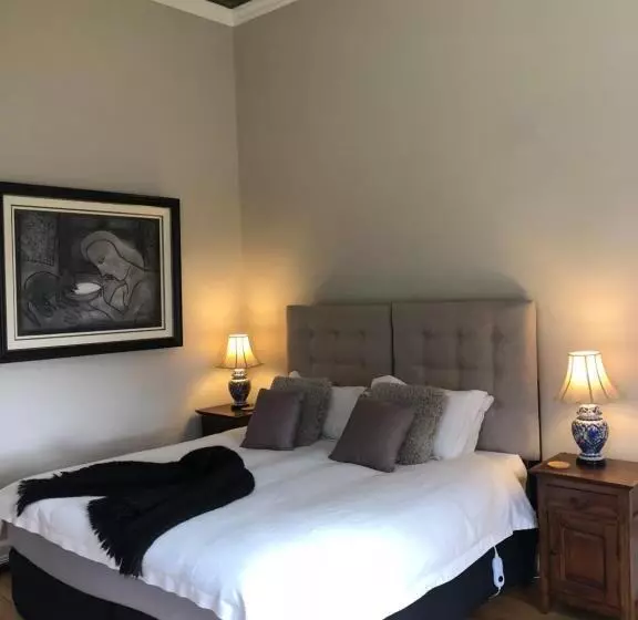 ガーデンビュースイート, Arcoona Manor