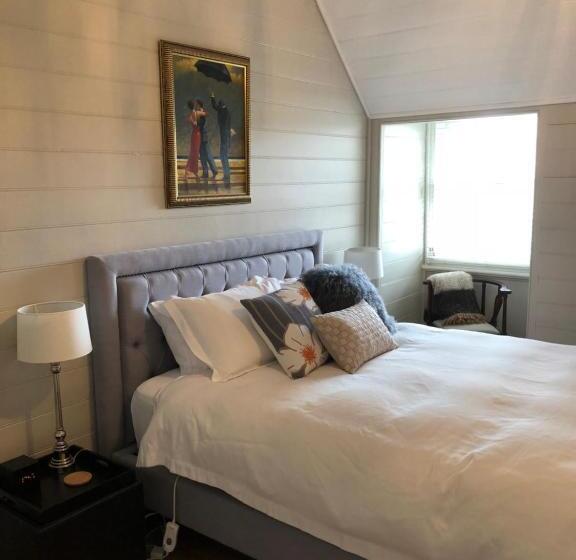 패밀리 주니어 스위트, Arcoona Manor