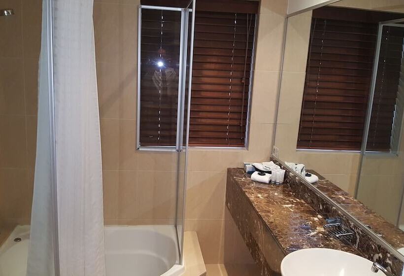 شقة غرفة واحدة, Comfort Inn & Apartments Northgate Airport