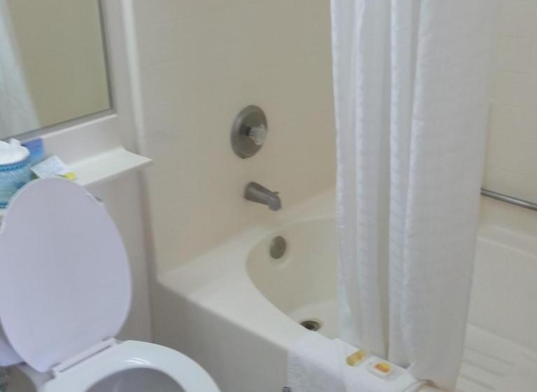 غرفة قياسية, Days Inn By Wyndham Orange Anaheim