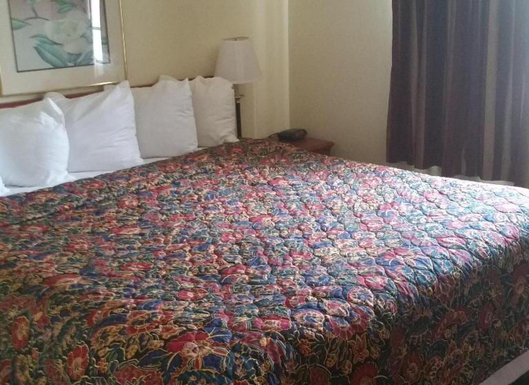 غرفة قياسية سرير كينج, Days Inn By Wyndham Orange Anaheim