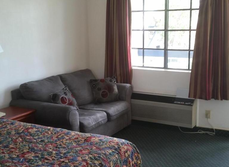 غرفة قياسية سرير كينج, Days Inn By Wyndham Orange Anaheim