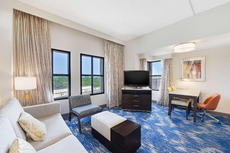 جناح سرير كينج, Embassy Suites By Hilton Alexandria Old Town