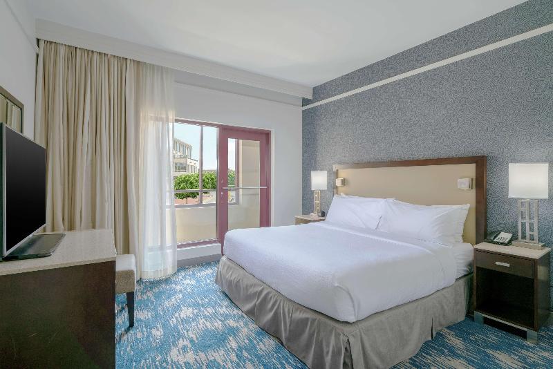 جناح مزوَّد بشرفة, Embassy Suites By Hilton Alexandria Old Town