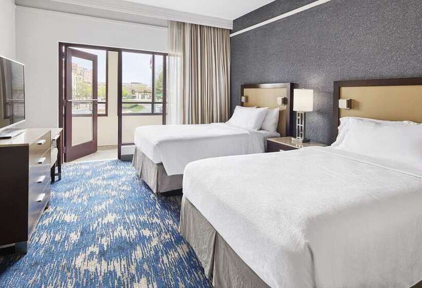 带阳台套房, Embassy Suites By Hilton Alexandria Old Town