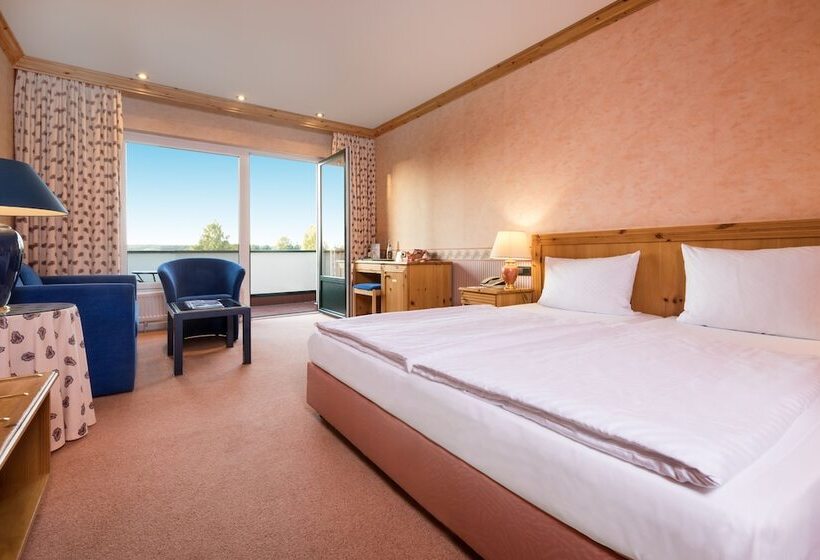 Standardzimmer Golfplatzblick, Golfresort Semlin