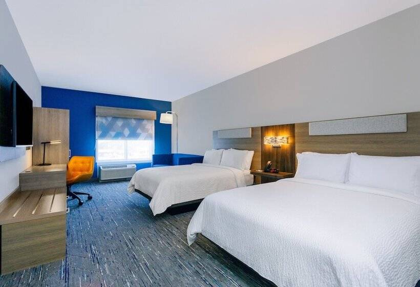套房, Holiday Inn Express & Suites Tampa Stadium   Airport Area, An Ihg