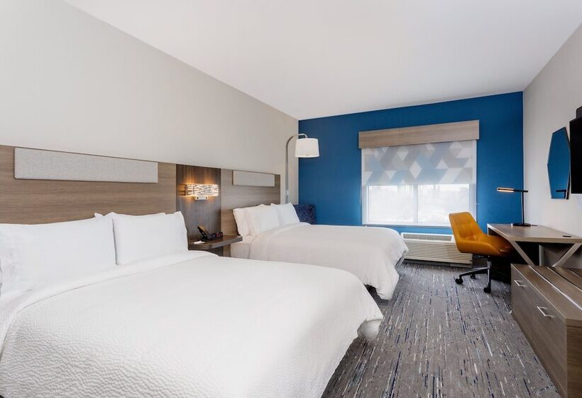 身障者適用スイートルーム, Holiday Inn Express & Suites Tampa Stadium   Airport Area, An Ihg