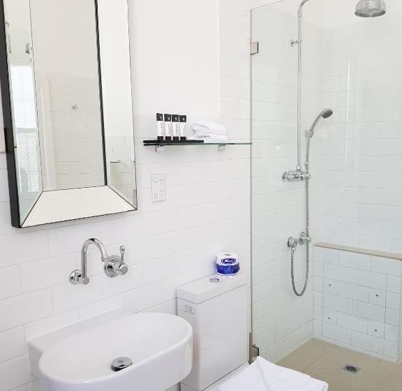 جناح ديلوكس, The Hughenden Boutique