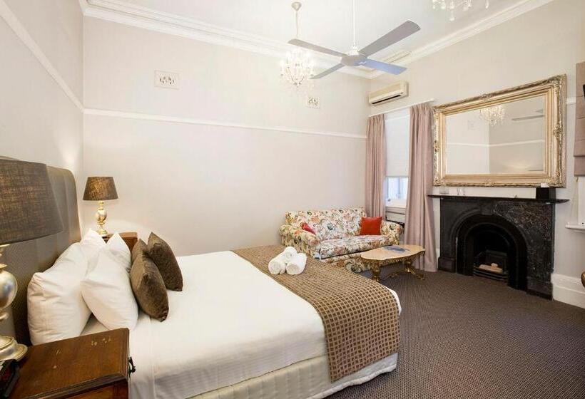 جناح ديلوكس, The Hughenden Boutique