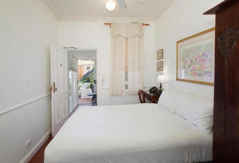 غرفة قياسية, The Hughenden Boutique