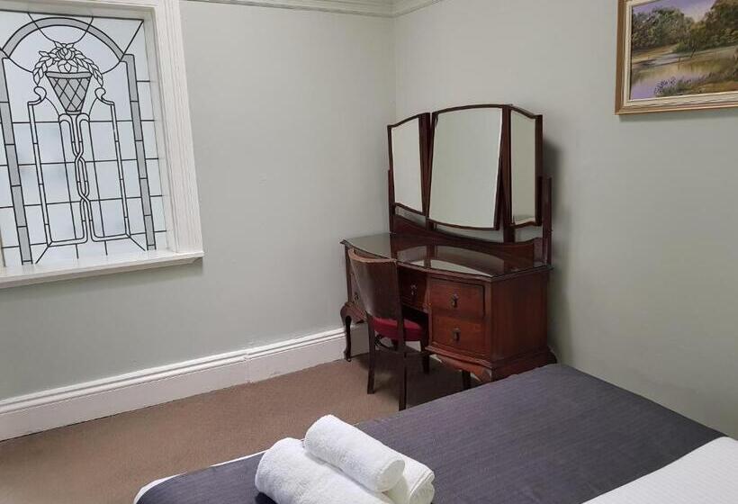 جناح, The Hughenden Boutique