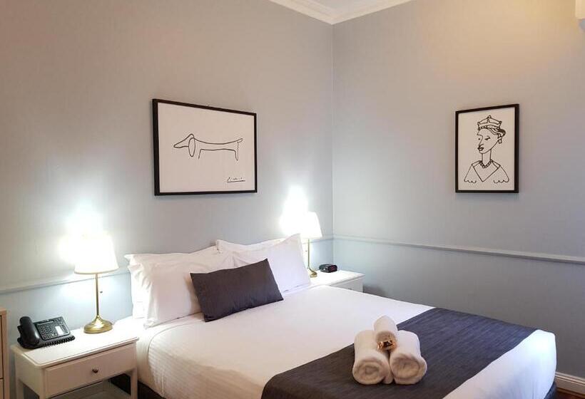 غرفة قياسية داخلية, The Hughenden Boutique