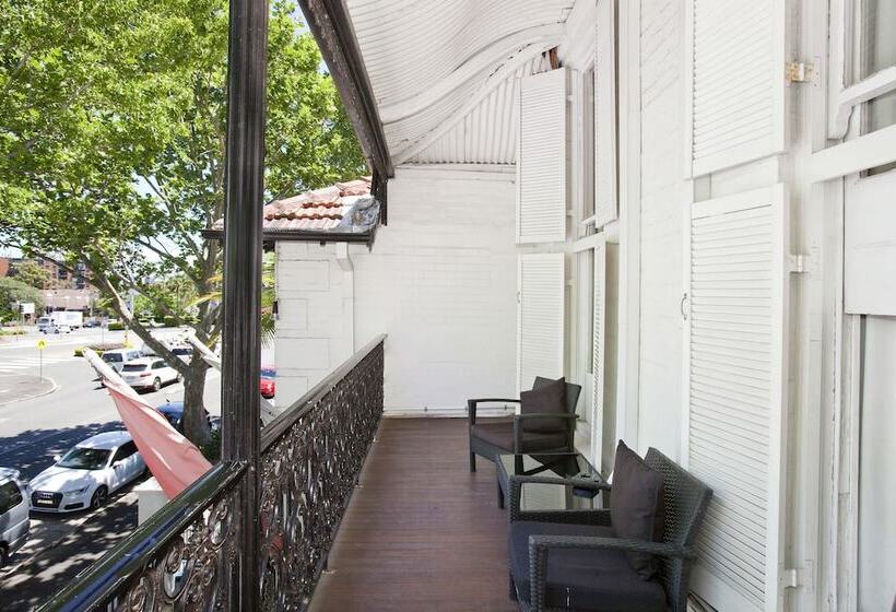 جناح, The Hughenden Boutique