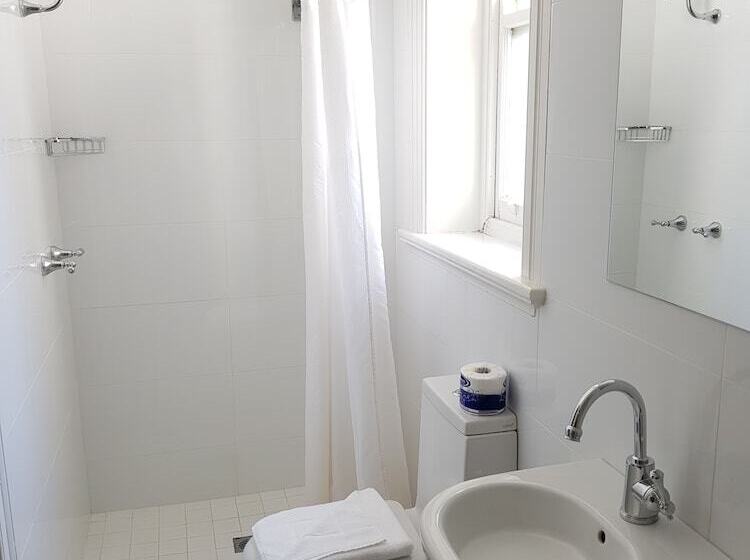 جناح, The Hughenden Boutique