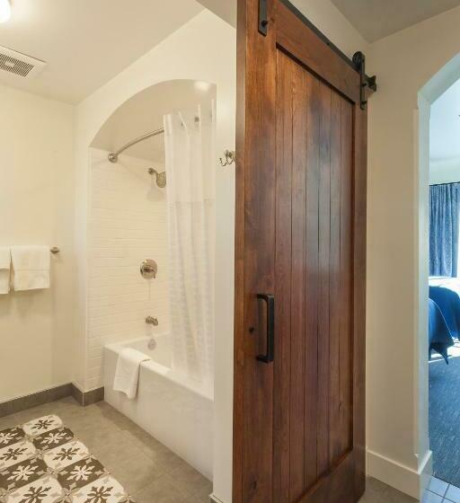 חדר סטנדרט שתי מיטות זוגיות, La Playa Inn Santa Barbara