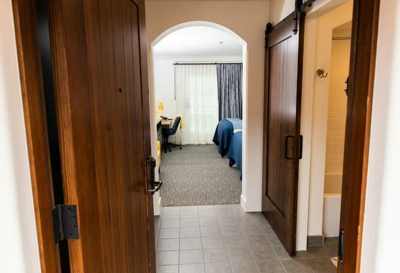 חדר סטנדרט שתי מיטות זוגיות, La Playa Inn Santa Barbara