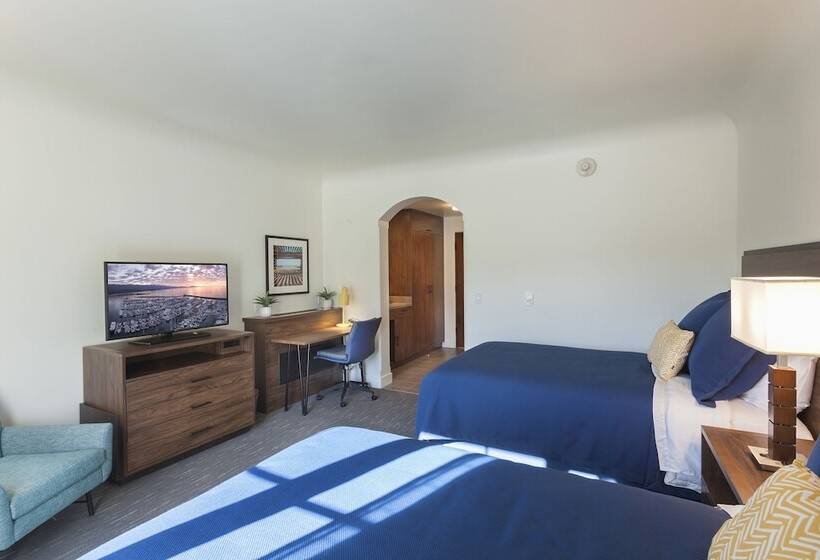 חדר סטנדרט שתי מיטות זוגיות, La Playa Inn Santa Barbara