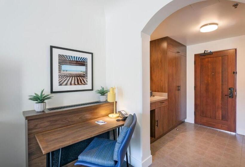 חדר סטנדרט שתי מיטות זוגיות, La Playa Inn Santa Barbara