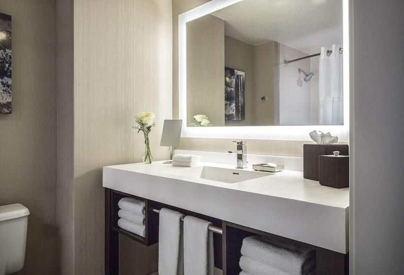 Franciaágyas Standard Szoba Kilátással, Manchester Grand Hyatt San Diego
