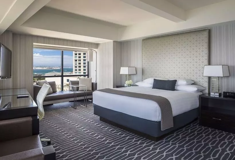 اتاق استاندارد با تخت دوبل و چشمانداز, Manchester Grand Hyatt San Diego