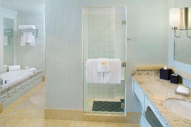 Люкс, Manchester Grand Hyatt San Diego