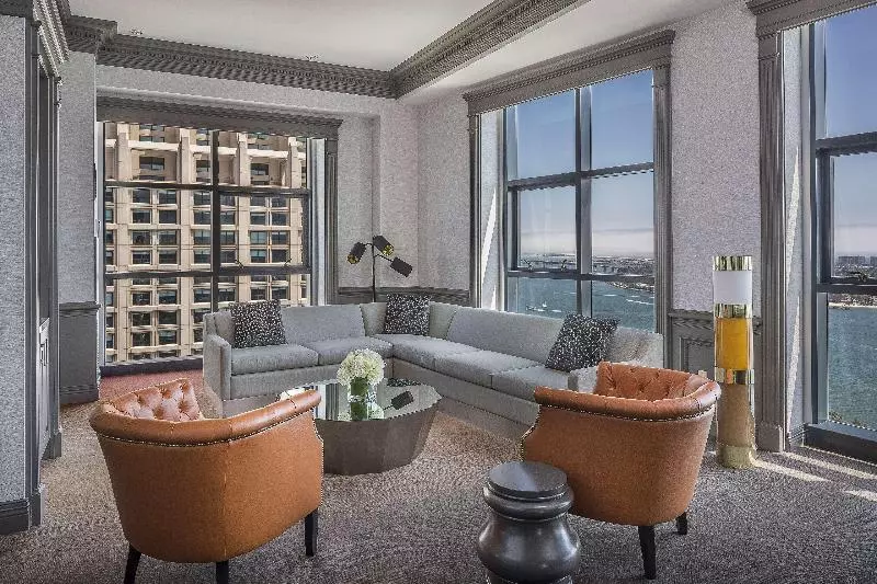 سوئیت پرزیدنت, Manchester Grand Hyatt San Diego