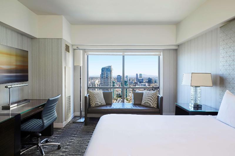Номер Клуб, Manchester Grand Hyatt San Diego
