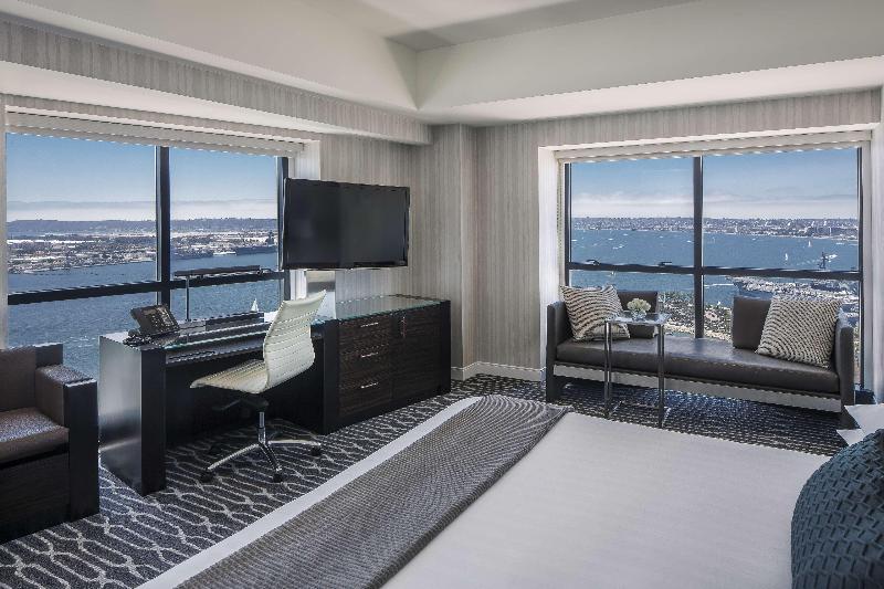 Standard Szoba King Size Bed, Manchester Grand Hyatt San Diego
