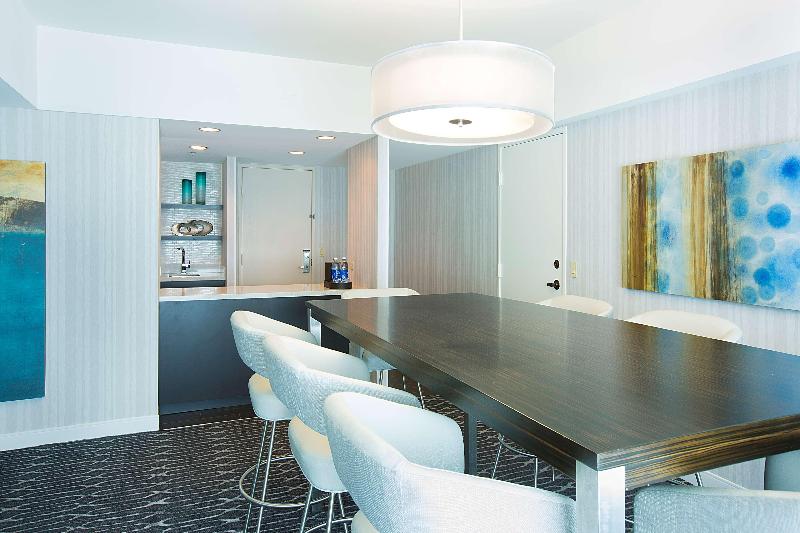 Люкс, Manchester Grand Hyatt San Diego