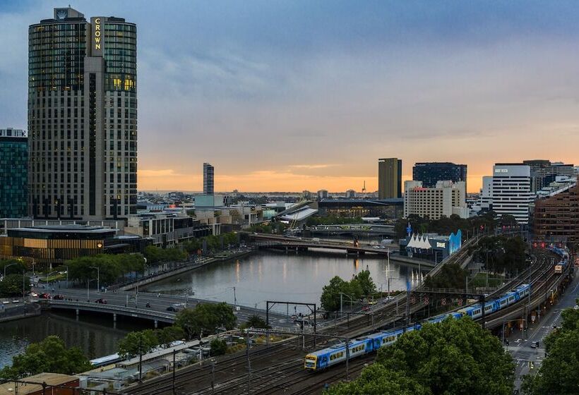 חדר סטנדרט עם מיטת קווין, Rendezvous Hotel Melbourne