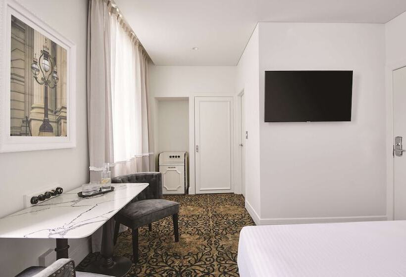 חדר סטנדרט עם מיטת קווין, Rendezvous Hotel Melbourne