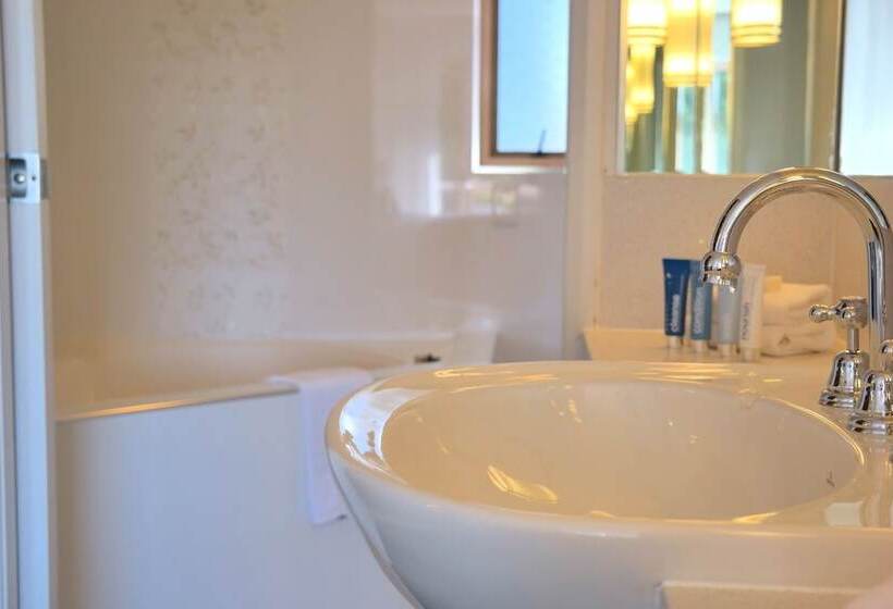 带两个卧室的顶楼公寓, Pacific Bay Resort