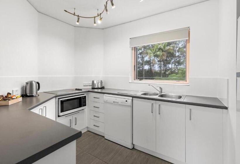 带1个卧室的带阳台的公寓, Pacific Bay Resort